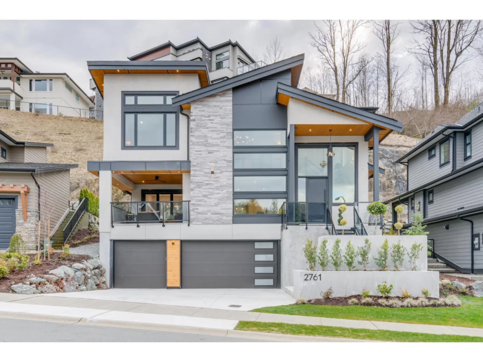 Aquila, British Columbia detail view 3