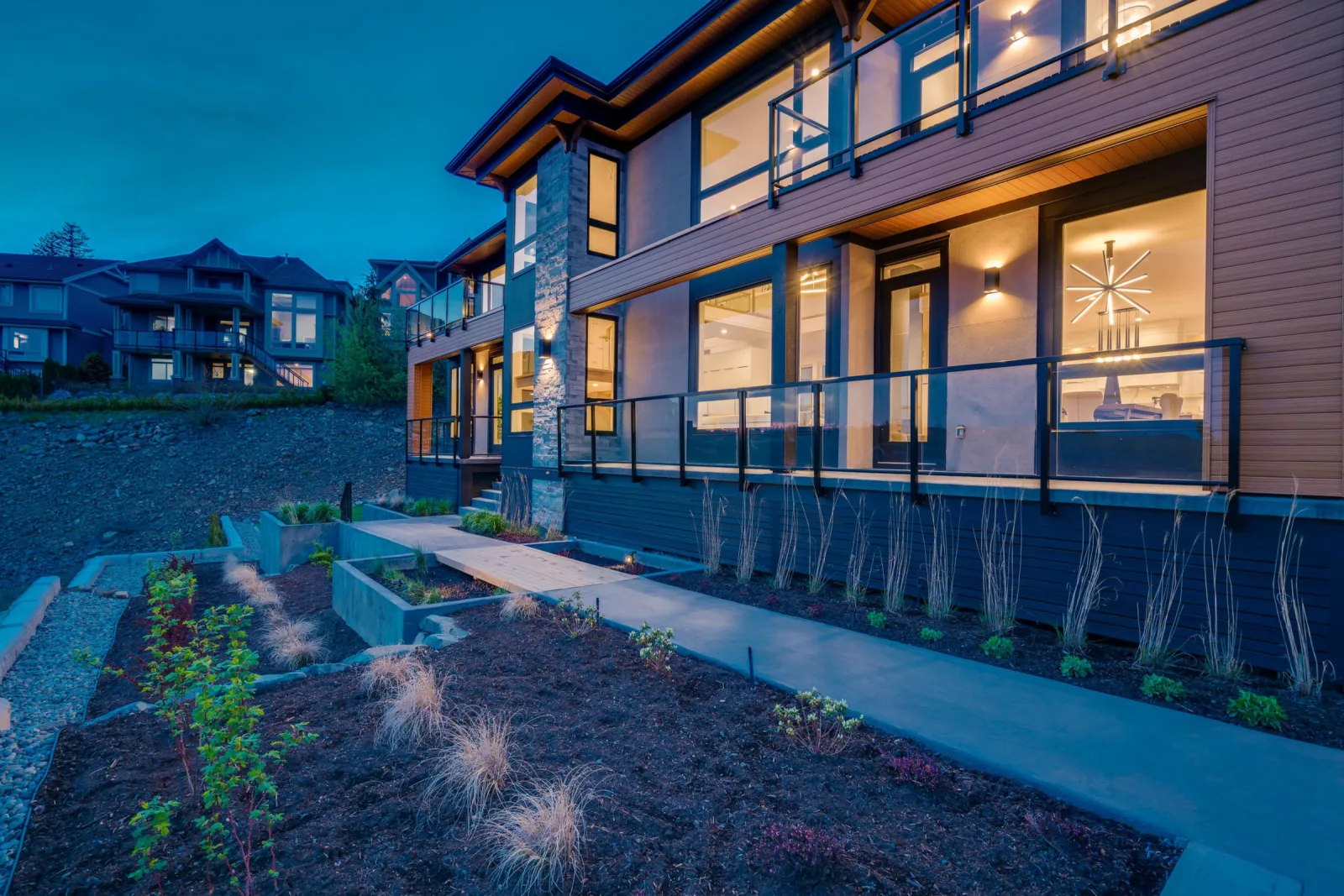 Eagle Mountain Contemporary, Coquitlam, BC detail view 13