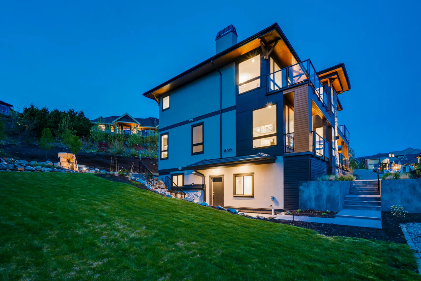 Eagle Mountain Contemporary, Coquitlam, BC detail view 15