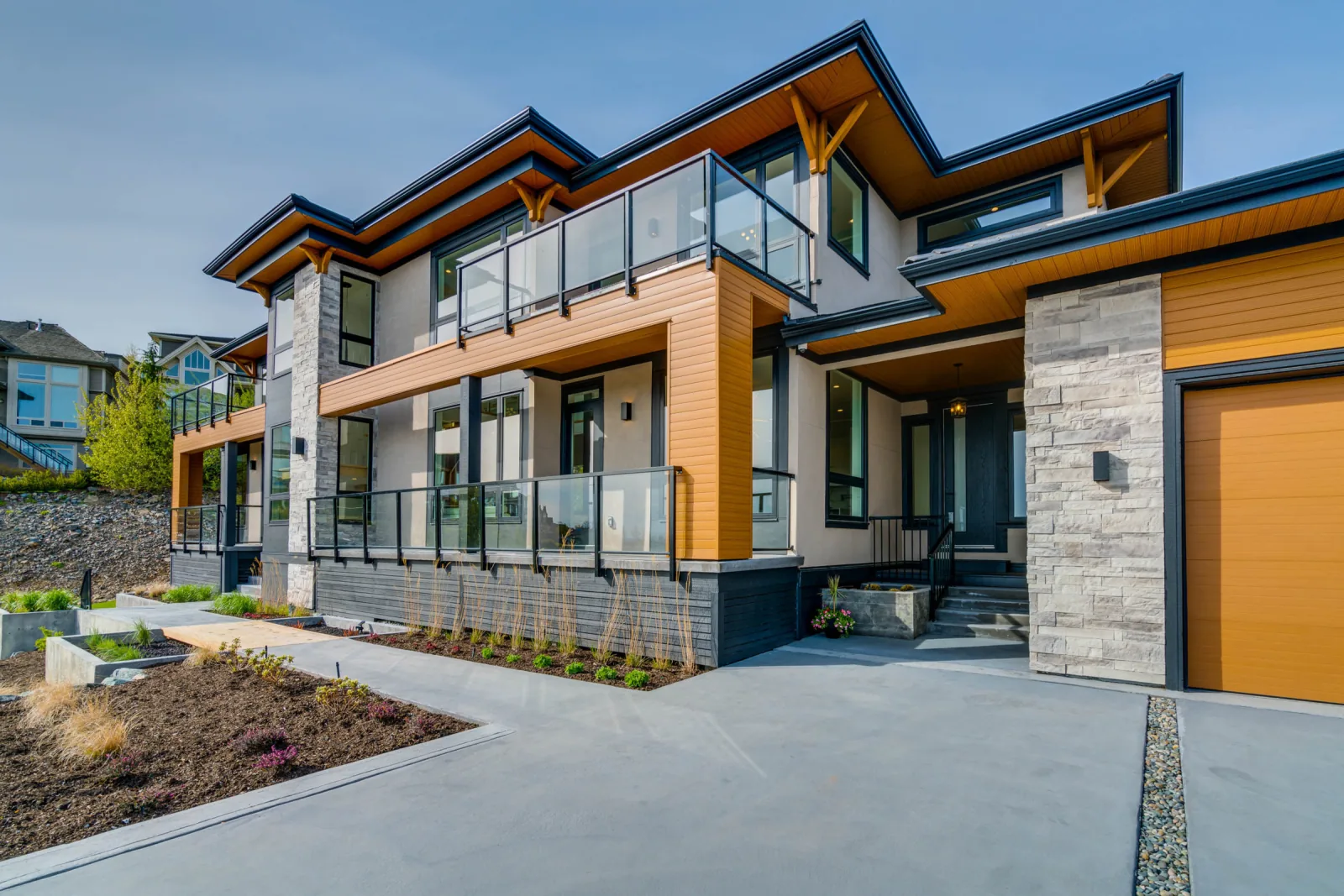 Eagle Mountain Contemporary, Coquitlam, BC detail view 18