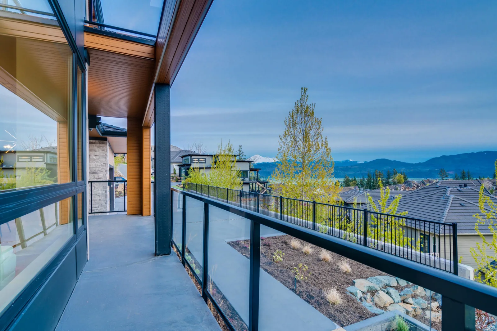 Eagle Mountain Contemporary, Coquitlam, BC detail view 22