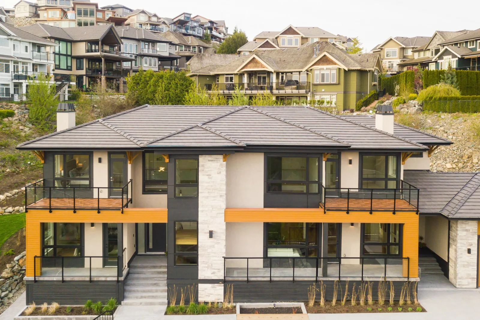Eagle Mountain Contemporary, Coquitlam, BC detail view 37