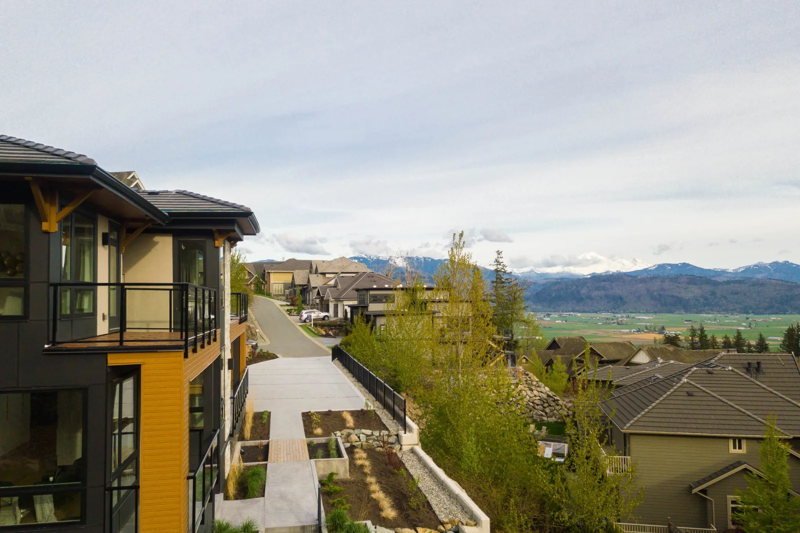 Eagle Mountain Contemporary, Coquitlam, BC detail view 45