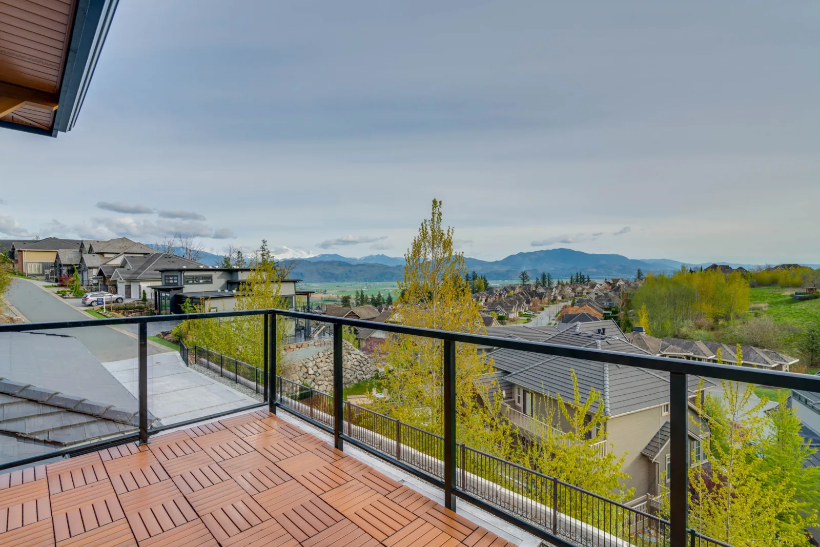 Eagle Mountain Contemporary, Coquitlam, BC detail view 66