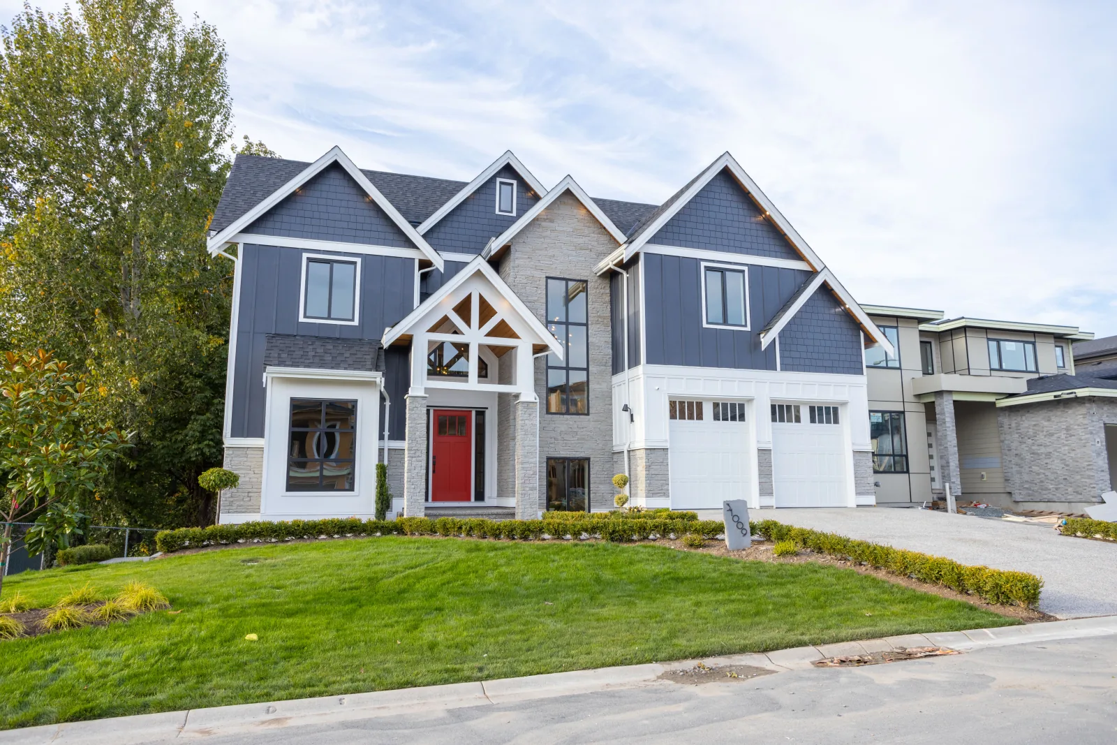 Firhill Residence, Abbotsford, BC detail view 3
