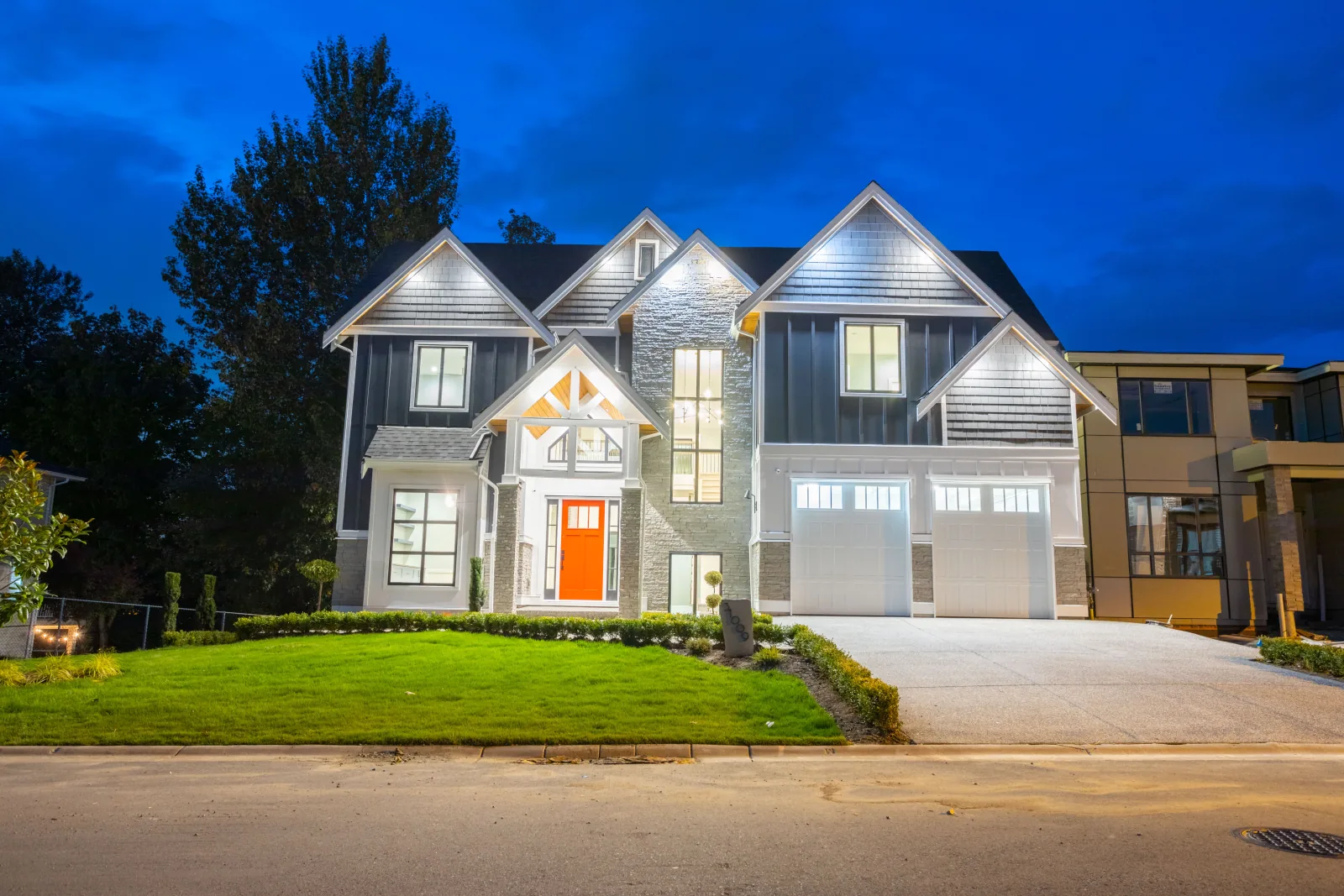 Firhill Residence, Abbotsford, BC detail view 7