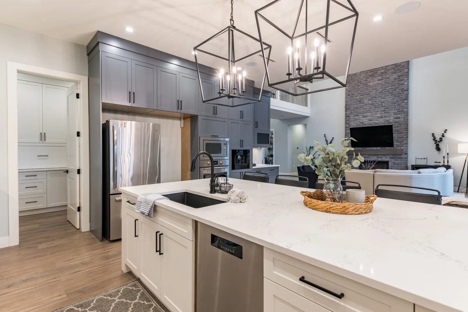 Modern Farmhouse, West Abbotsford, West Abbotsford, BC detail view 38