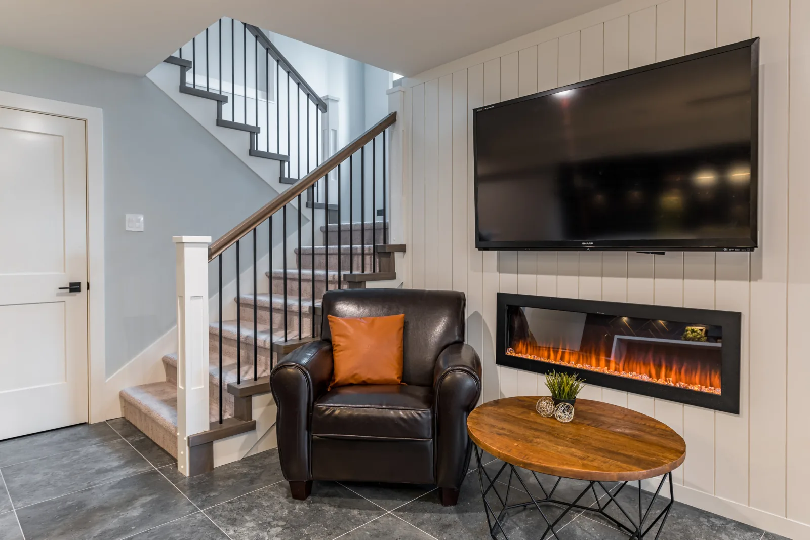 Modern Farmhouse, West Abbotsford, West Abbotsford, BC detail view 64
